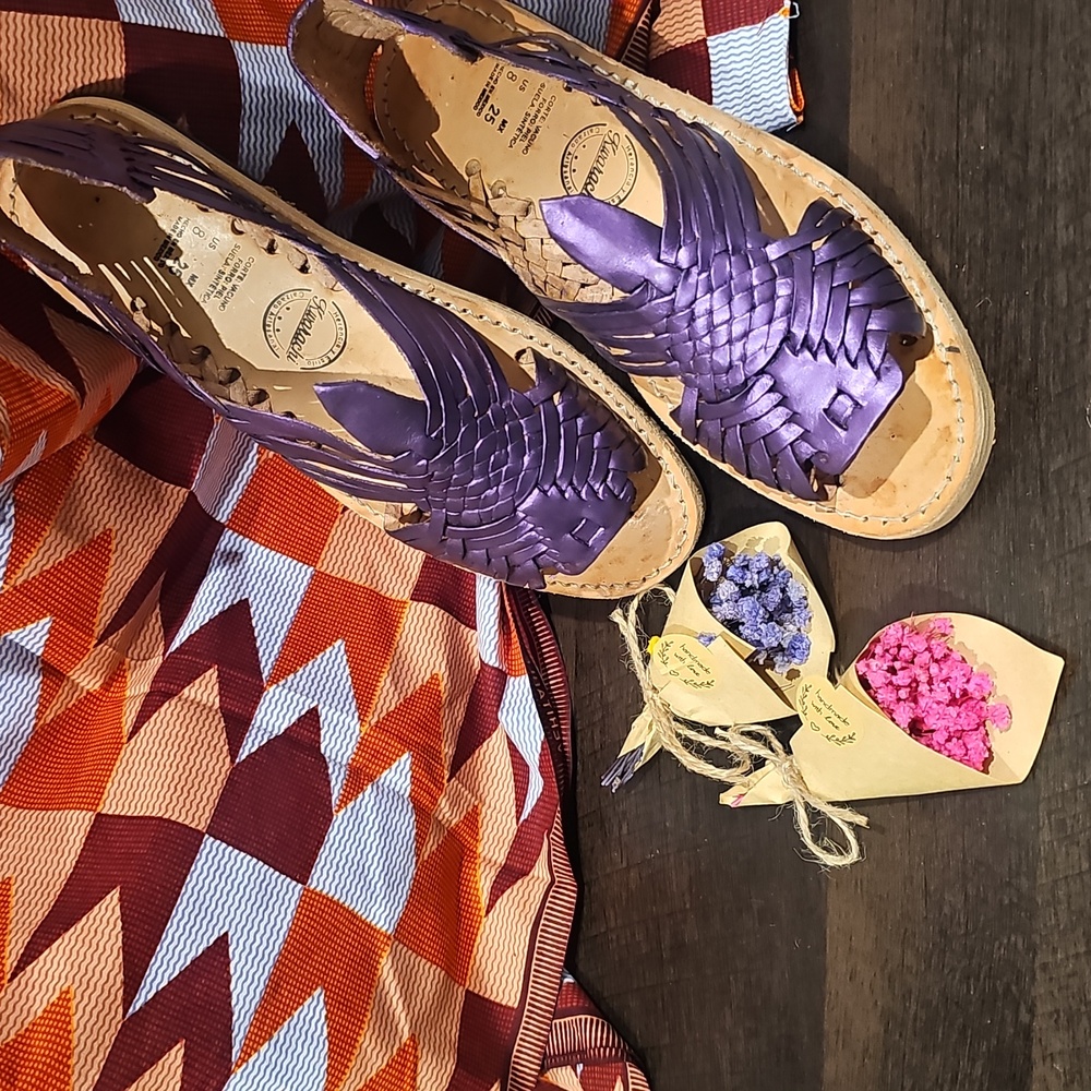 Purple Leather Ladies Shoes Size 8 New, Has'nt Been Worn - Picture 7 of 8